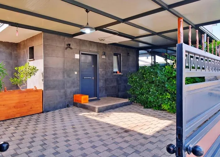 فيلة 3 Bedroom With Private Pool
